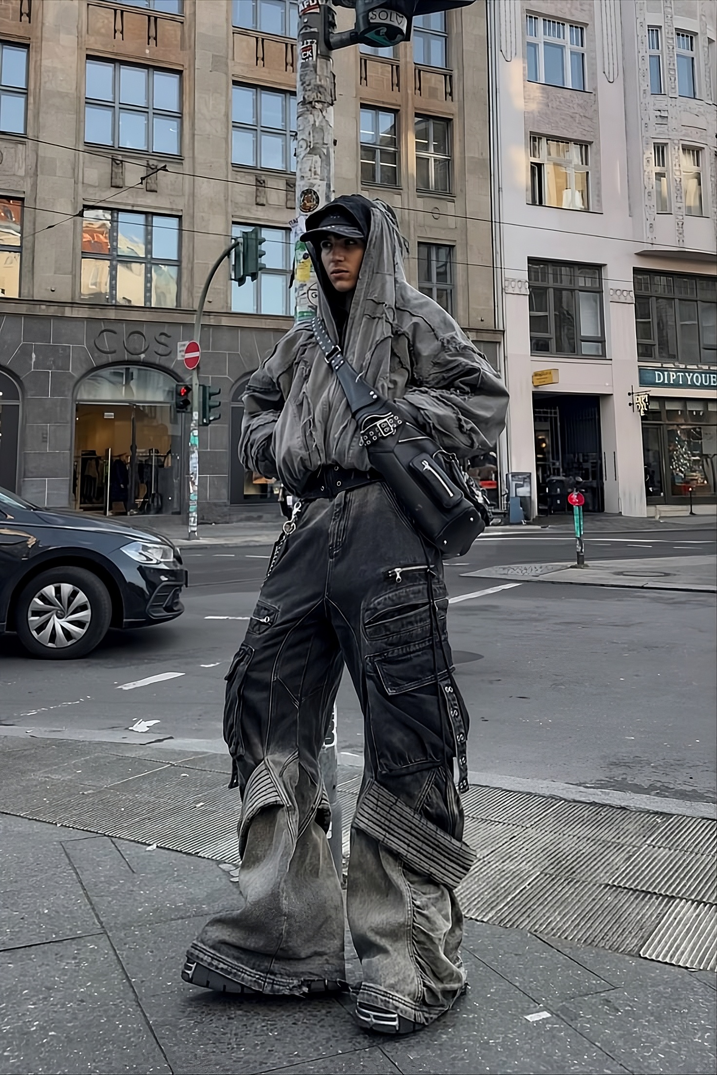 Tokyo Structured Layering